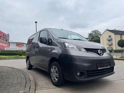 Grau Gebraucht 2010 Nissan NV200 Van | 8.799 € (Teuer)