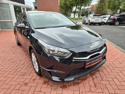 Schwarz Gebraucht 2024 Kia Ceed Comfort Limousine | 22.990 € (Guter Preis)