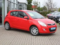 Rot Gebraucht 2009 Hyundai i20 Classic Limousine | 5.950 € (Teuer)