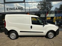 Polar white Gebraucht 2018 Opel Combo Van / Kleinbus | 8.990 €