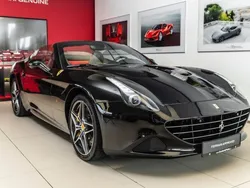 Schwarz Gebraucht 2015 Ferrari California Cabrio | 140.000 € (Superpreis)
