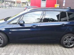 Blau Gebraucht 2019 BMW 220 Gran Tourer Sport Line Van / Kleinbus | 24.999 € (Teuer)
