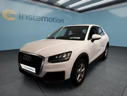 Weiß Gebraucht 2019 Audi Q2 SUV | 18.149 € (Etwas zu teuer)