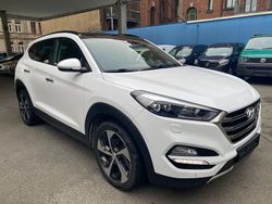 Weiß Gebraucht 2016 Hyundai Tucson Premium SUV | 15.250 € (Guter Preis)