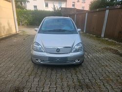 Silber Gebraucht 2003 Mercedes A190 Kleinwagen | 895 €