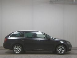Schwarz Gebraucht 2020 Skoda Octavia Style Kombi | 10.990 € (Fairer Preis)