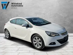 Weiß Gebraucht 2012 Opel Astra GTC Edition Limousine | 7.999 € (Fairer Preis)