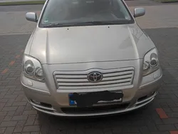 Silber Gebraucht 2005 Toyota Avensis Limousine | 3.100 € (Guter Preis)