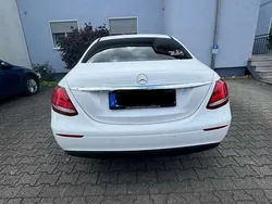 Mercedes E220