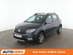 Grau Gebraucht 2017 Dacia Sandero Prestige Kleinwagen | 11.540 € (Fairer Preis)