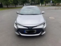 Grau Gebraucht 2022 Toyota Corolla Team Kombi | 22.000 € (Fairer Preis)
