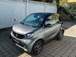 Grau Gebraucht 2016 Smart ForTwo Coupé Kleinwagen | 10.500 € (Teuer)