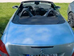 Silber Gebraucht 2005 Mercedes SLK200 Cabrio | 6.500 €