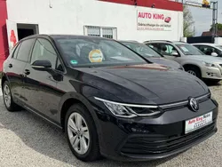 Deep black perleffekt Gebraucht 2020 VW Golf VIII Life Kleinwagen | 18.398 € (Guter Preis)
