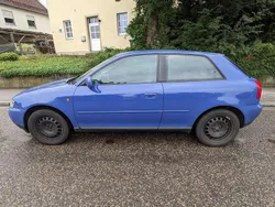 Blau Gebraucht 2000 Audi A3 Ambition Limousine | 2.000 € (Guter Preis)