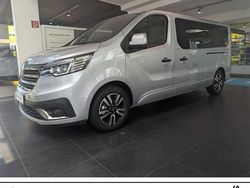 Kometengrau metallic Gebraucht 2024 Renault Trafic Signature Van / Kleinbus | 51.990 €