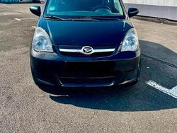 Schwarz Gebraucht 2009 Daihatsu Cuore Kleinwagen | 1.999 € (Fairer Preis)
