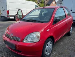 Rot Gebraucht 2001 Toyota Yaris Kleinwagen | 700 € (Guter Preis)
