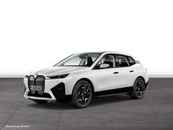 Mineralweiß metallic Gebraucht 2025 BMW iX SUV | 59.794 € (Fairer Preis)