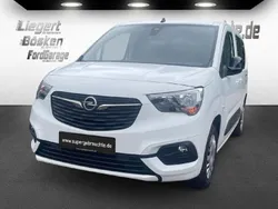 Jade weiss/arktis weiss Gebraucht 2022 Opel Combo Life Elegance Van / Kleinbus | 16.800 € (Guter Preis)