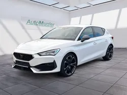 Weiß Gebraucht 2022 Cupra Leon Limousine | 24.990 € (Fairer Preis)