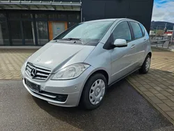 Silber Gebraucht 2008 Mercedes A180 Elegance Van / Kleinbus | 2.480 € (Fairer Preis)