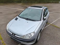 Silber Gebraucht 2002 Peugeot 206 Kleinwagen | 1.590 € (Fairer Preis)