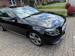Schwarz Gebraucht 2018 Mercedes E450 Avantgarde Kombi | 30.900 € (Fairer Preis)