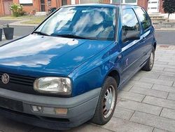 Blau Gebraucht 1996 VW Golf III Limousine | 2.200 € (Fairer Preis)