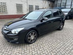 Schwarz Gebraucht 2012 Hyundai i30 Kombi | 1.990 € (Superpreis)