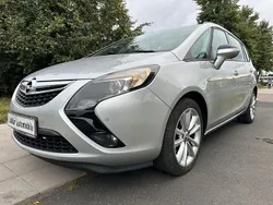 Silber Gebraucht 2016 Opel Zafira Tourer Edition Van / Kleinbus | 6.100 € (Guter Preis)