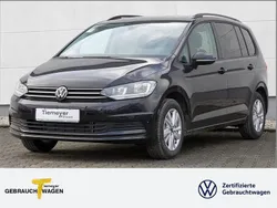 Schwarz Gebraucht 2024 VW Touran Comfortline Van / Kleinbus | 33.130 € (Fairer Preis)