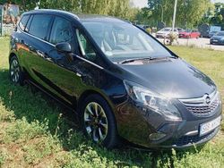Schwarz Gebraucht 2015 Opel Zafira Tourer Edition Van / Kleinbus | 11.000 € (Teuer)