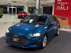 Blau Gebraucht 2021 Audi A3 Sportback Basis Limousine | 23.490 € (Guter Preis)