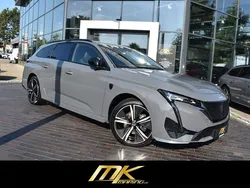 Grau Gebraucht 2024 Peugeot 308 GT Kombi | 23.989 € (Guter Preis)