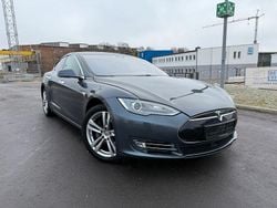 Grau Gebraucht 2015 Tesla Model S Kleinwagen | 16.500 € (Superpreis)