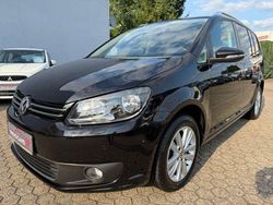 Schwarz Gebraucht 2012 VW Touran Style Van / Kleinbus | 11.490 € (Teuer)