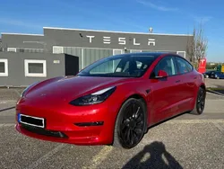 Rot Gebraucht 2023 Tesla Model 3 Performance Limousine | 38.000 € (Guter Preis)