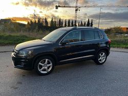 Schwarz Gebraucht 2014 VW Tiguan Sport SUV | 11.499 € (Fairer Preis)