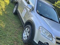 Silber Gebraucht 2006 Chevrolet Captiva LS SUV | 3.400 € (Fairer Preis)