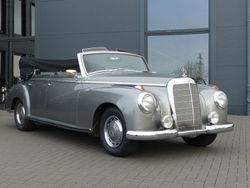 Grau Gebraucht 1953 Mercedes 300 Cabrio | 299.000 €