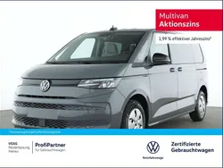 Grau Gebraucht 2024 VW Multivan Basis Van / Kleinbus | 48.990 € (Superpreis)