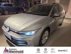 Silber Neu 2025 VW Golf VIII Style Kombi | 34.890 € (Etwas zu teuer)