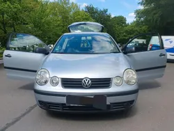 Silber Gebraucht 2005 VW Polo Kleinwagen | 1.799 € (Etwas zu teuer)