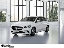 Polarweiß Gebraucht 2023 Mercedes B200 Advanced Van / Kleinbus | 31.900 € (Etwas zu teuer)