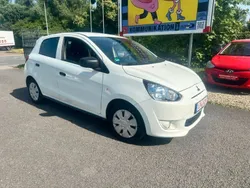 Weiß Gebraucht 2015 Mitsubishi Space Star Basis Limousine | 3.490 € (Guter Preis)