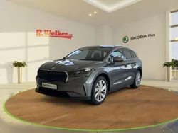 Graphite grau metallic Gebraucht 2023 Skoda Enyaq iV Loft SUV | 44.900 € (Teuer)