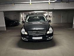 Schwarz Gebraucht 2007 Mercedes R280 Edition Van / Kleinbus | 4.500 €