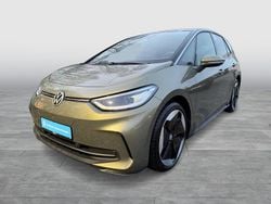 Dark olivine green metallic Neu 2025 VW ID.3 Pro Kleinwagen | 36.944 € (Guter Preis)