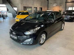 Schwarz Gebraucht 2012 Hyundai i30 Style Limousine | 7.980 € (Fairer Preis)